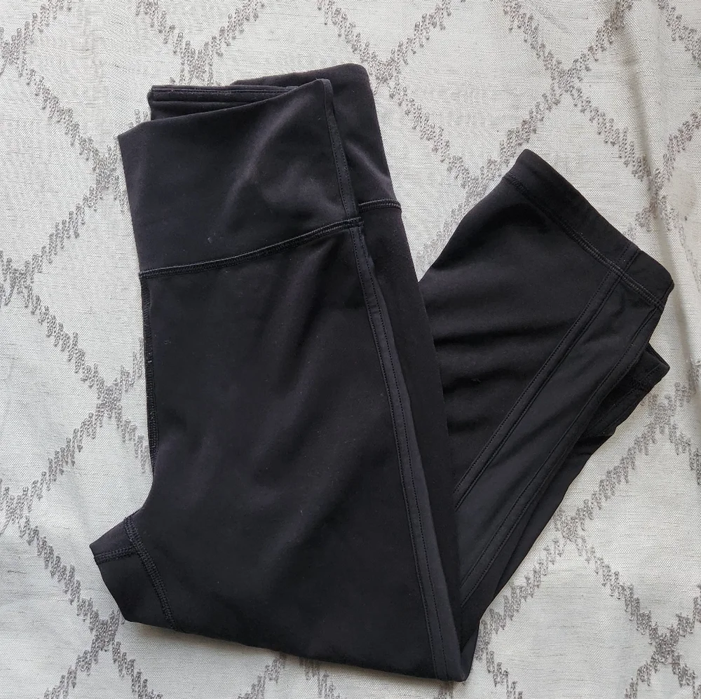 Lululemon Squad Goals Crop Pants | 17